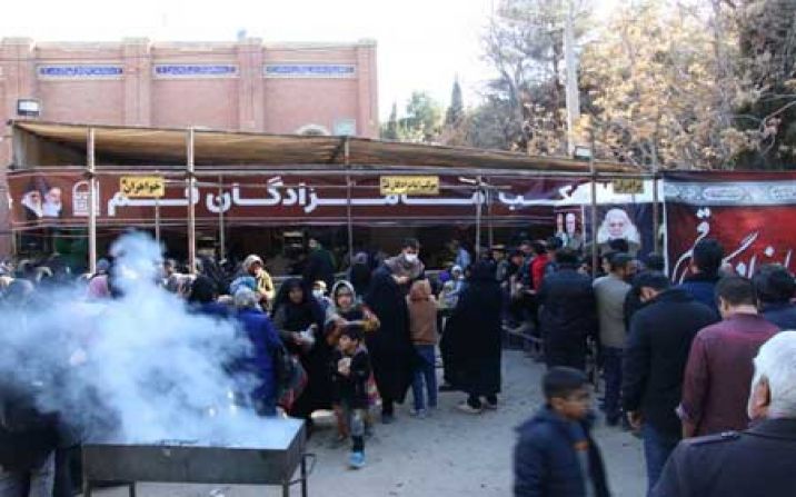 موکب امامزادگان قم در گلزار شهدای کرمان برپا میشود موکب امامزادگان قم در گلزار شهدای کرمان برپا میشود